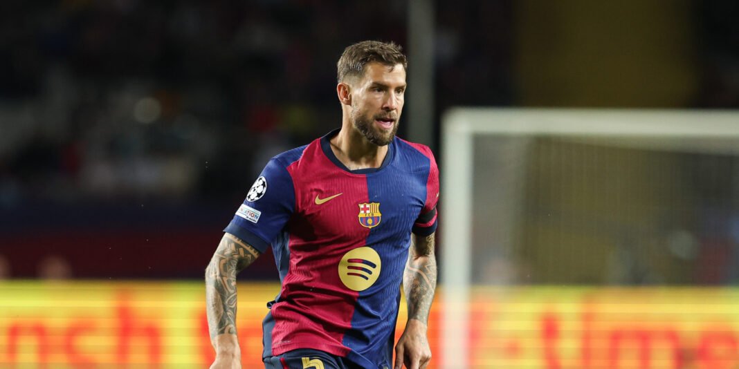 europapress_6689200_inigo_martinez_of_fc_barcelona_in_action_during_the_uefa_champions_league1-scaled
